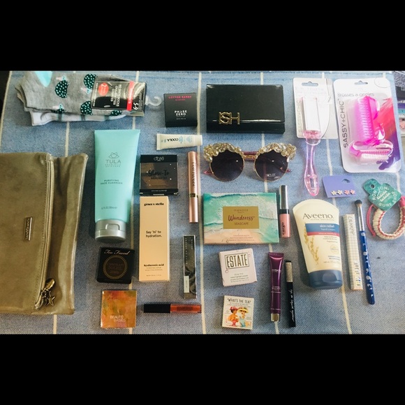 💫ESSENTIALS BEAUTY BUNDLE💫 - Picture 6 of 10